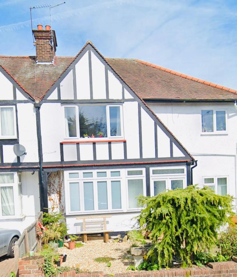 Edgware London Rooms With Free Parking 134 מראה חיצוני תמונה